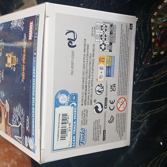 FIRM$$ Funko Marvel Daredevil Matt Murdock Figure with Red Hair FIRM $ - Picture 6 of 6